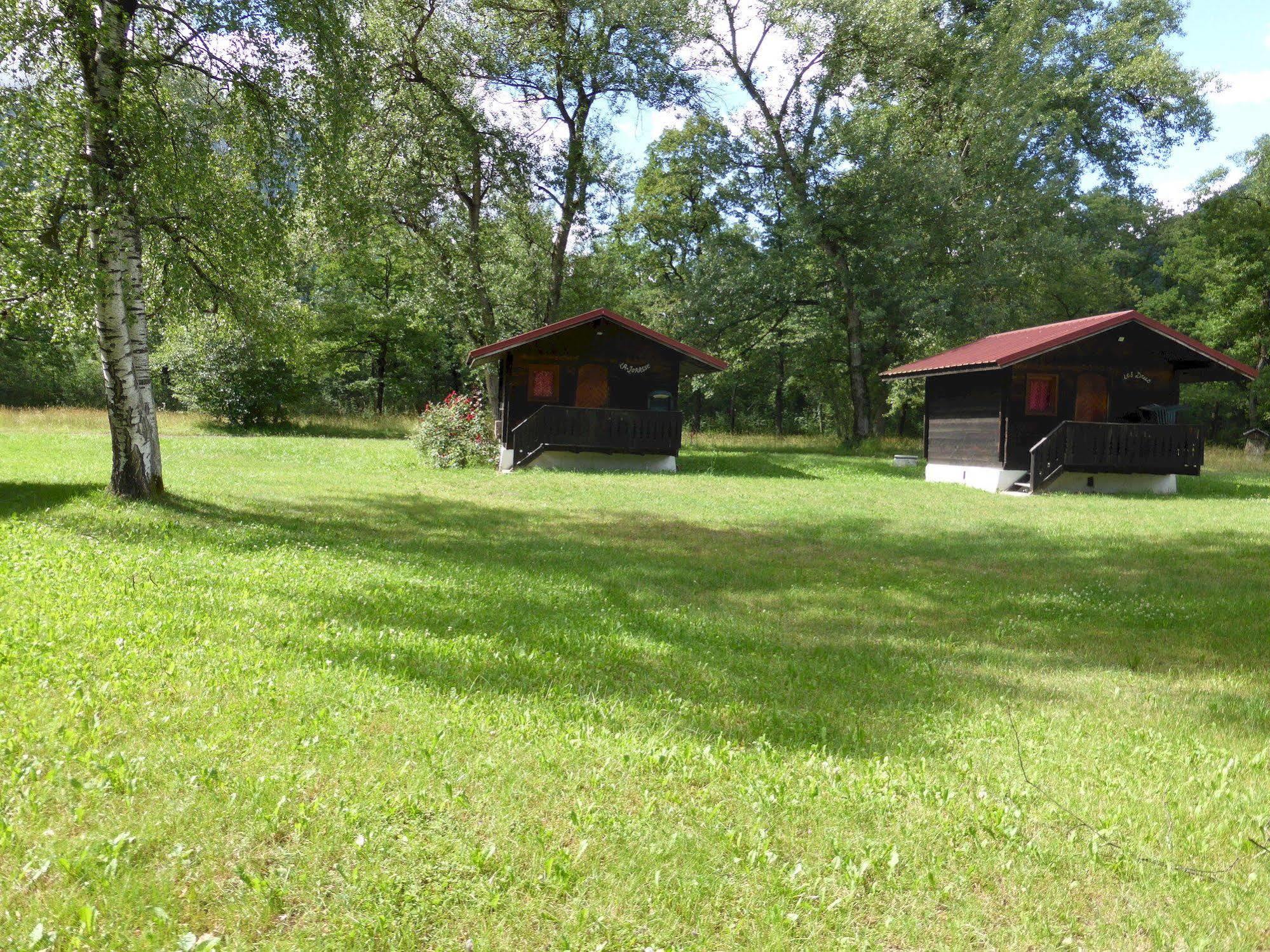 Camping L'Ecureuil - Mont-Blanc Village Domancy Екстериор снимка