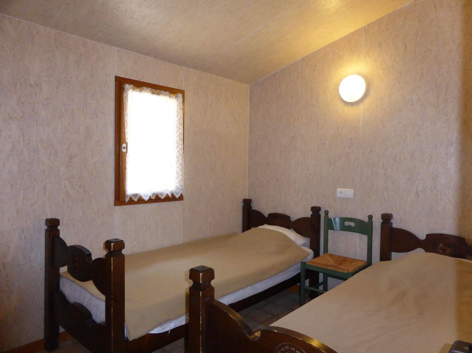 Camping L'Ecureuil - Mont-Blanc Village Domancy Екстериор снимка
