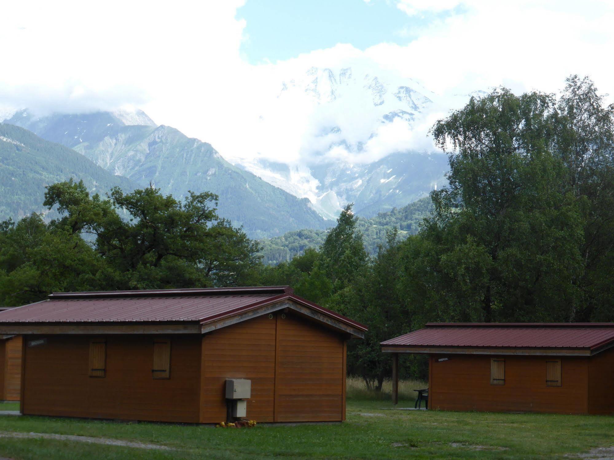 Camping L'Ecureuil - Mont-Blanc Village Domancy Екстериор снимка