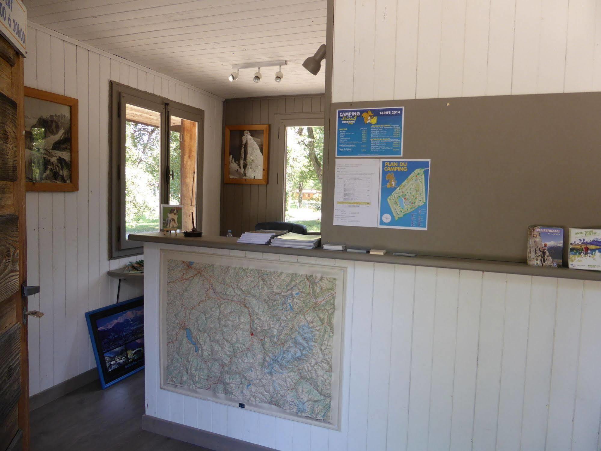 Camping L'Ecureuil - Mont-Blanc Village Domancy Екстериор снимка